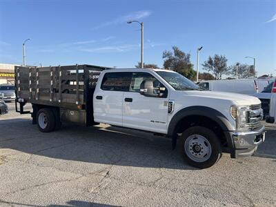 2019 Ford F-550 Super Duty XL 4WD Crew Cab 179 " WB DRW 60 " CA  StakeBed 12 Ft - Photo 4 - La Puente, CA 91744