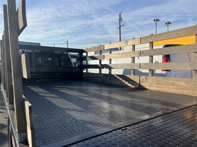 2019 Ford F-550 Super Duty XL 4WD Crew Cab 179 " WB DRW 60 " CA  StakeBed 12 Ft - Photo 9 - La Puente, CA 91744