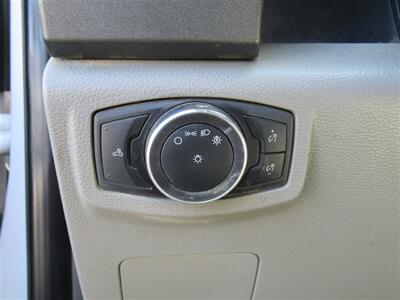 2020 Ford F-250 Utility Truck   - Photo 14 - La Puente, CA 91744