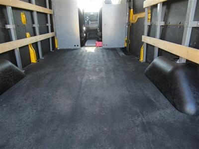 2021 Ford Transit 250 Cargo Van  High Roof 148 WB - Photo 11 - La Puente, CA 91744