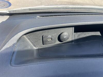 2021 Ford Transit 150  Medium Roof 130 WB - Photo 19 - La Puente, CA 91744