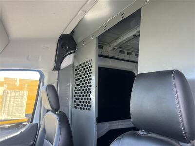 2021 Ford Transit 150 Cargo Van  Medium Roof 130 WB - Photo 22 - La Puente, CA 91744