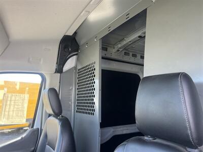 2021 Ford Transit 150  Medium Roof 130 WB - Photo 22 - La Puente, CA 91744