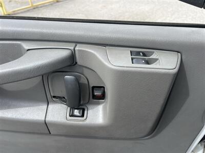2014 Chevrolet Express 2500 Cargo Van   - Photo 17 - La Puente, CA 91744