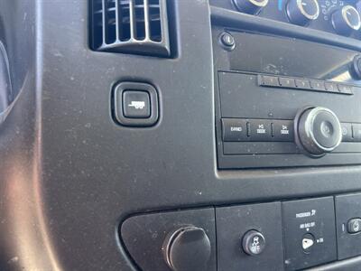 2014 Chevrolet Express 2500 Cargo Van   - Photo 14 - La Puente, CA 91744