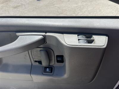 2014 Chevrolet Express 2500 Cargo Van   - Photo 28 - La Puente, CA 91744
