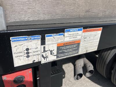 2019 Ford F-550 Super Duty XL 4WD Crew Cab 179 WB DRW  StakeBed 12 Ft - Photo 15 - La Puente, CA 91744