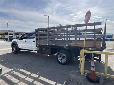 2019 Ford F-550 Super Duty XL 4WD Crew Cab 179 WB DRW  StakeBed 12 Ft - Photo 4 - La Puente, CA 91744
