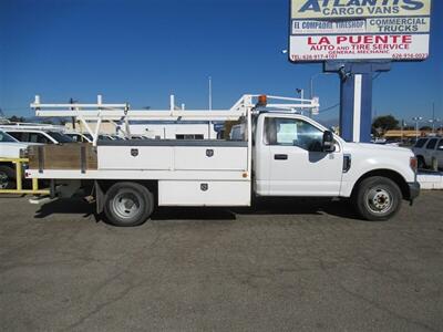 2020 Ford F-350 Contractor Body  12 Ft - Photo 2 - La Puente, CA 91744