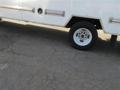 2020 GMC Savana 3500 Box Truck  16 Ft - Photo 4 - La Puente, CA 91744