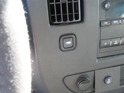 2016 GMC Savana 3500 Reefer Cargo Van  Extended Cargo Van - Photo 26 - La Puente, CA 91744