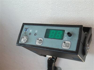 2016 GMC Savana 3500 Reefer Cargo Van  Extended Cargo Van - Photo 18 - La Puente, CA 91744