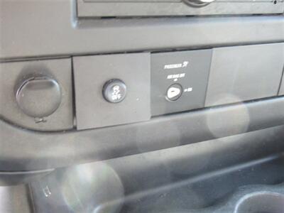 2016 GMC Savana 3500 Reefer Cargo Van  Extended Cargo Van - Photo 27 - La Puente, CA 91744