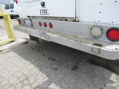 2016 Chevrolet Silverado 3500 Utility Truck   - Photo 22 - La Puente, CA 91744