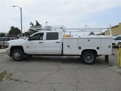 2016 Chevrolet Silverado 3500 Utility Truck   - Photo 4 - La Puente, CA 91744