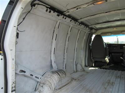 2010 Chevrolet Express 1500 Cargo Van   - Photo 9 - La Puente, CA 91744