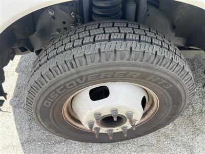 2022 Ford F-350 Utility Truck   - Photo 28 - La Puente, CA 91744