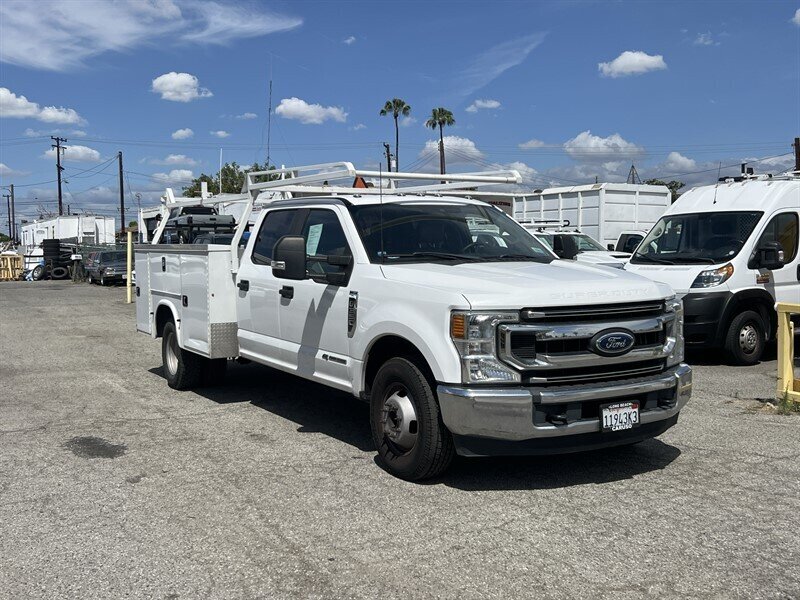 2022 Ford F-350 Utility Truck  