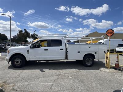 2022 Ford F-350 Utility Truck   - Photo 4 - La Puente, CA 91744
