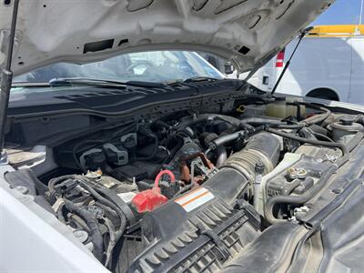 2022 Ford F-350 Utility Truck   - Photo 20 - La Puente, CA 91744