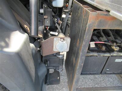 2019 Hino 195 Reefer Box Truck  16 Ft - Photo 19 - La Puente, CA 91744