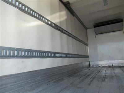 2019 Hino 195 Reefer Box Truck  16 Ft - Photo 14 - La Puente, CA 91744