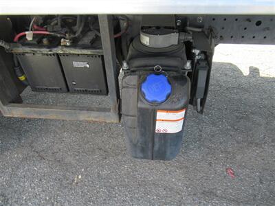 2019 Hino 195 Reefer Box Truck  16 Ft - Photo 18 - La Puente, CA 91744