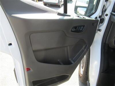 2022 Ford Transit 250 Cargo Van  High Roof 148 " WB Extended - Photo 15 - La Puente, CA 91744