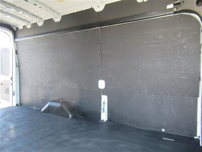 2022 Ford Transit 250 Cargo Van  High Roof 148 " WB Extended - Photo 14 - La Puente, CA 91744