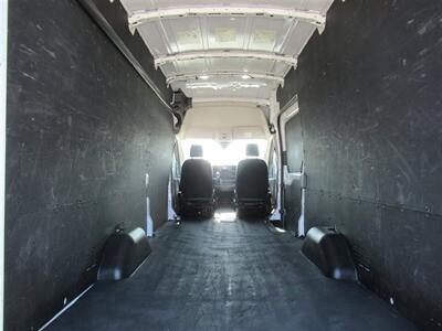 2022 Ford Transit 250 Cargo Van  High Roof 148 " WB Extended - Photo 9 - La Puente, CA 91744