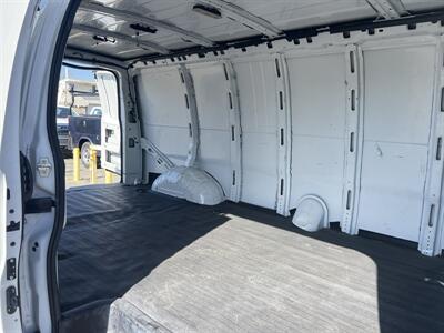 2023 Chevrolet Express 2500  Extended - Photo 12 - La Puente, CA 91744