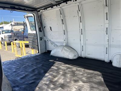 2013 GMC Savana 2500   - Photo 12 - La Puente, CA 91744