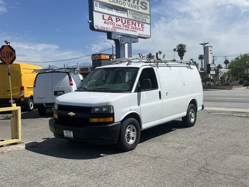 2018 Chevrolet Express 2500 Work Van HD's photo