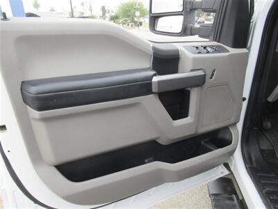 2019 Ford F-350 Crew Cab Utility Truck   - Photo 11 - La Puente, CA 91744