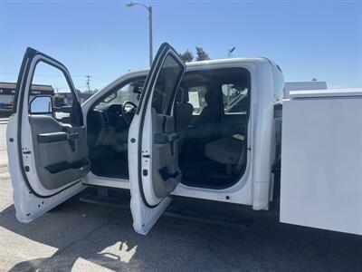 2019 Ford F-350 Crew Cab Utility Truck   - Photo 16 - La Puente, CA 91744