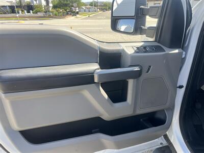 2019 Ford F-350 Crew Cab Utility Truck   - Photo 6 - La Puente, CA 91744