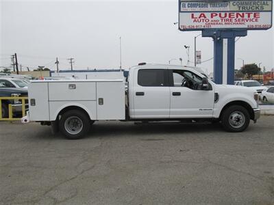 2019 Ford F-350 Crew Cab Utility Truck   - Photo 3 - La Puente, CA 91744