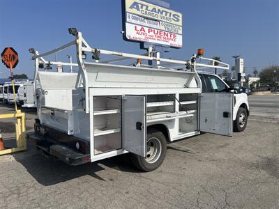 2020 Ford F-350 Utility Truck   - Photo 9 - La Puente, CA 91744
