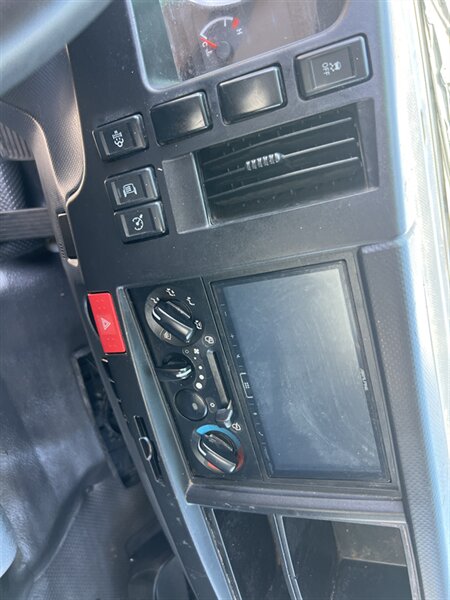2023 Isuzu NPR HD - Photo 20