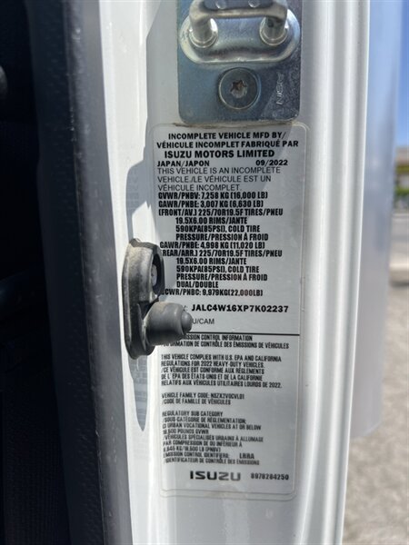 2023 Isuzu NPR HD - Photo 7