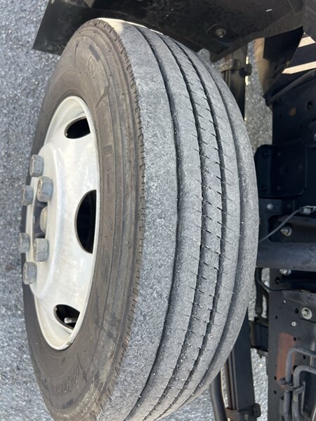 2023 Isuzu NPR HD - Photo 14
