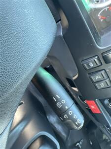 2023 Isuzu NPR XD Box Truck  14 Ft - Photo 18 - La Puente, CA 91744
