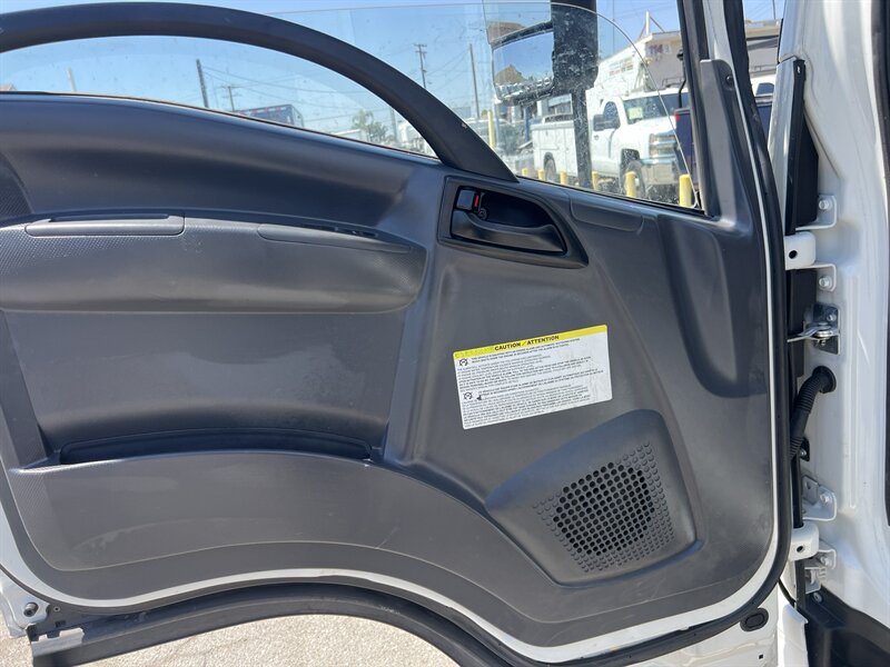 2023 Isuzu NPR HD - Photo 16
