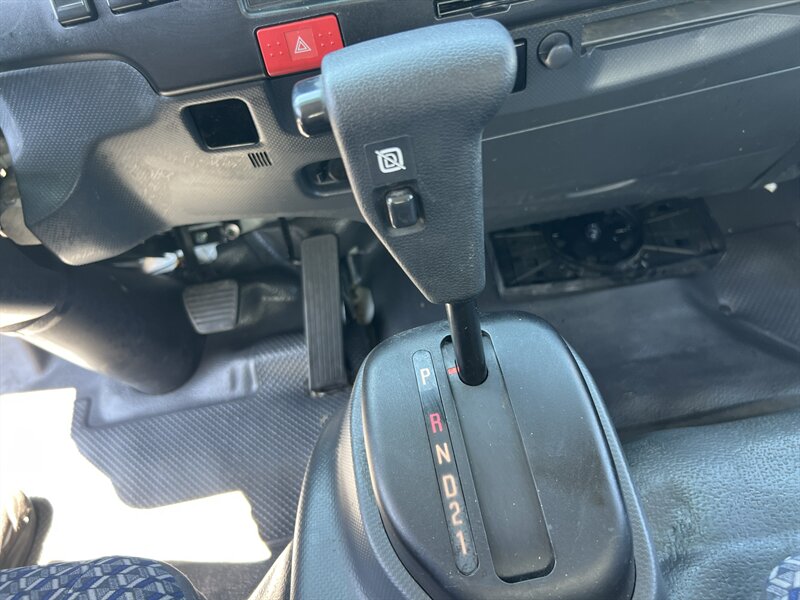 2023 Isuzu NPR HD - Photo 21