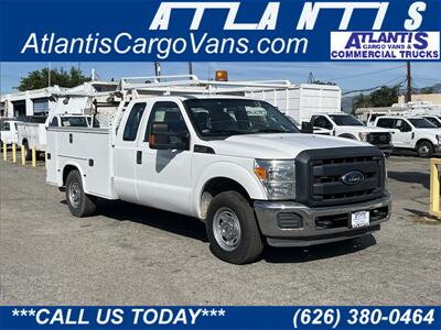 2016 Ford F-350 Super Duty Lariat Truck