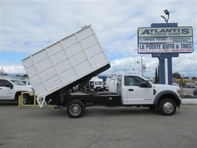 2017 Ford F-550 Dump Truck  Chipper 12 Ft - Photo 2 - La Puente, CA 91744