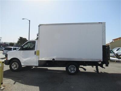 2016 Chevrolet Express 3500 Box Truck  12 Ft - Photo 4 - La Puente, CA 91744