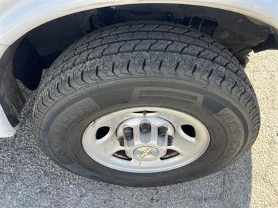 2021 Chevrolet Express 2500 Cargo Van   - Photo 25 - La Puente, CA 91744