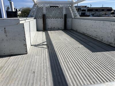 2017 Ford F-450 Super Duty XL SuperCab 2WD  192 WB DRW  Contractor 12 FT - Photo 27 - La Puente, CA 91744