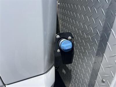2023 Ford F-550 Super Duty Chassis XL Regular Cab 145 RWD   - Photo 27 - La Puente, CA 91744